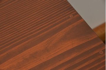 レトロ家具　昭和レトロ 脚付き!古い木のシンプルなローチェスト(ローボード・箪笥)