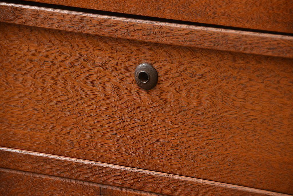 レトロ家具　昭和レトロ 脚付き!古い木のシンプルなローチェスト(ローボード・箪笥)