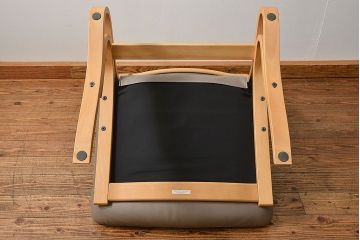 中古 展示・美品　カリモク　レトロモダン　WDモデル革張りソファー(1) 定価約12万円