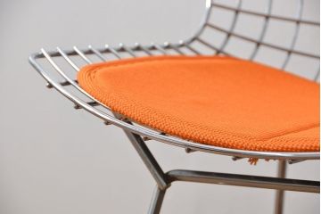 中古　Knoll(ノール)　ワイヤーサイドチェア?　(イス、椅子)