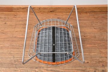 中古　Knoll(ノール)　ワイヤーサイドチェア?　(イス、椅子)