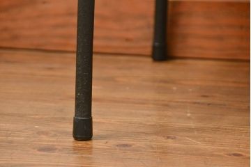 レトロ家具　昭和レトロ シンプルな鉄脚ベンチ(長椅子、長イス)