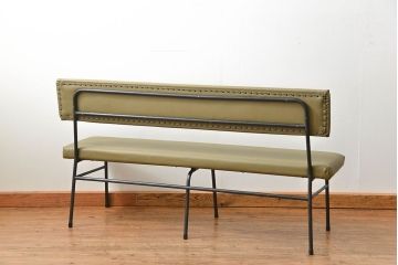 レトロ家具　昭和レトロ シンプルな鉄脚ベンチ(長椅子、長イス)