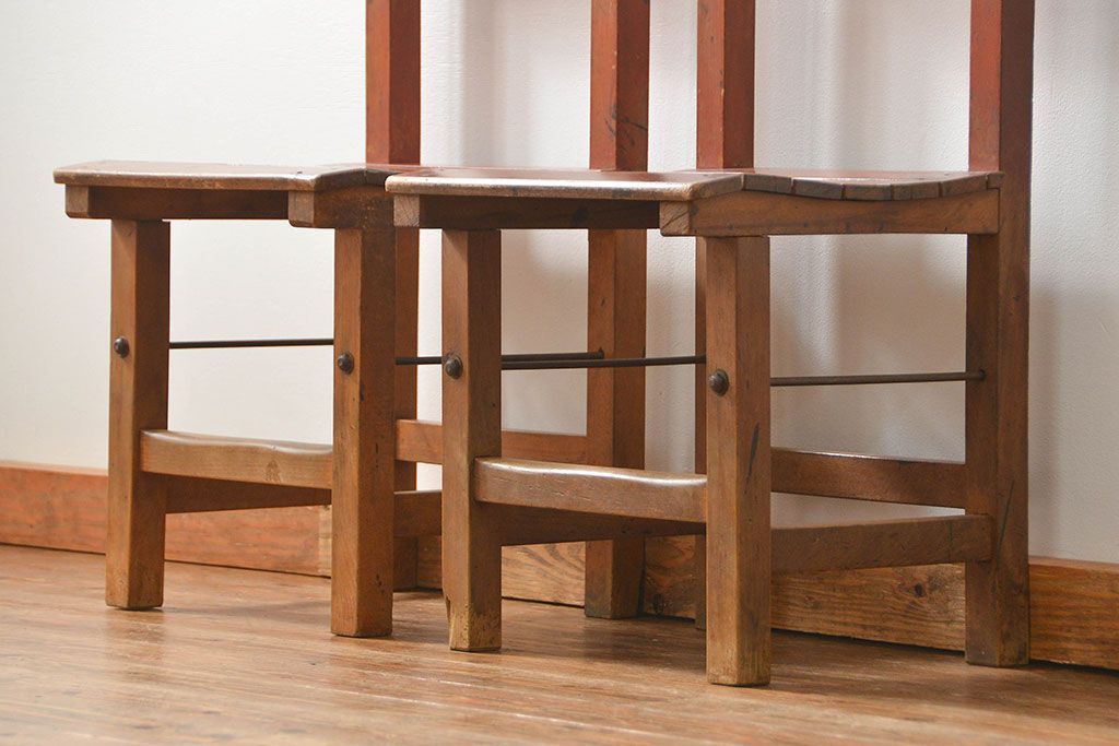 アンティーク家具　古い木のペンキのはげたアンティークチェア2脚セット