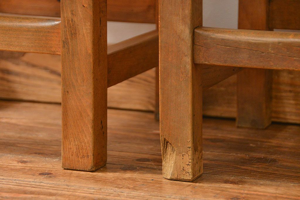 アンティーク家具　古い木のペンキのはげたアンティークチェア2脚セット