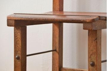 アンティーク家具　古い木のペンキのはげたアンティークチェア1脚　(椅子、イス)