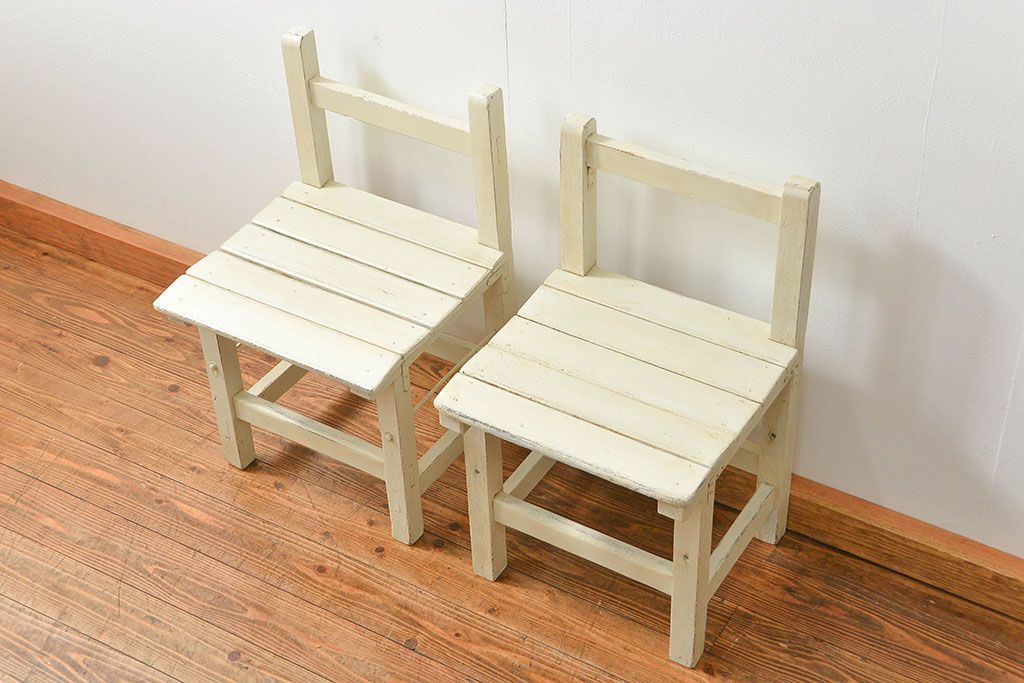 アンティーク家具　アンティークペイント　小振りでかわいいチェア2脚セット(椅子、イス)