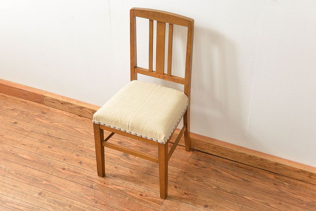 レトロ家具　昭和レトロ アンティークリネン座面のレトロな椅子(3)(イス、チェア)