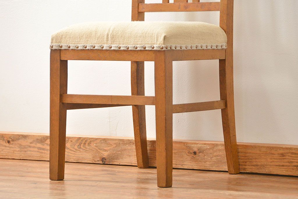 レトロ家具　昭和レトロ アンティークリネン座面のレトロな椅子(3)(イス、チェア)