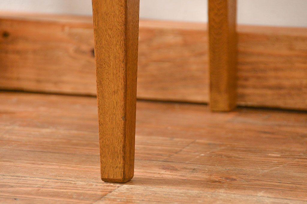 レトロ家具　アンティークリネン座面のレトロな椅子(4)(イス、チェア)