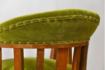 アンティーク家具　アンティーク 古いナラ材のかわいい回転イス(デスクチェア、ドクターチェア、椅子)