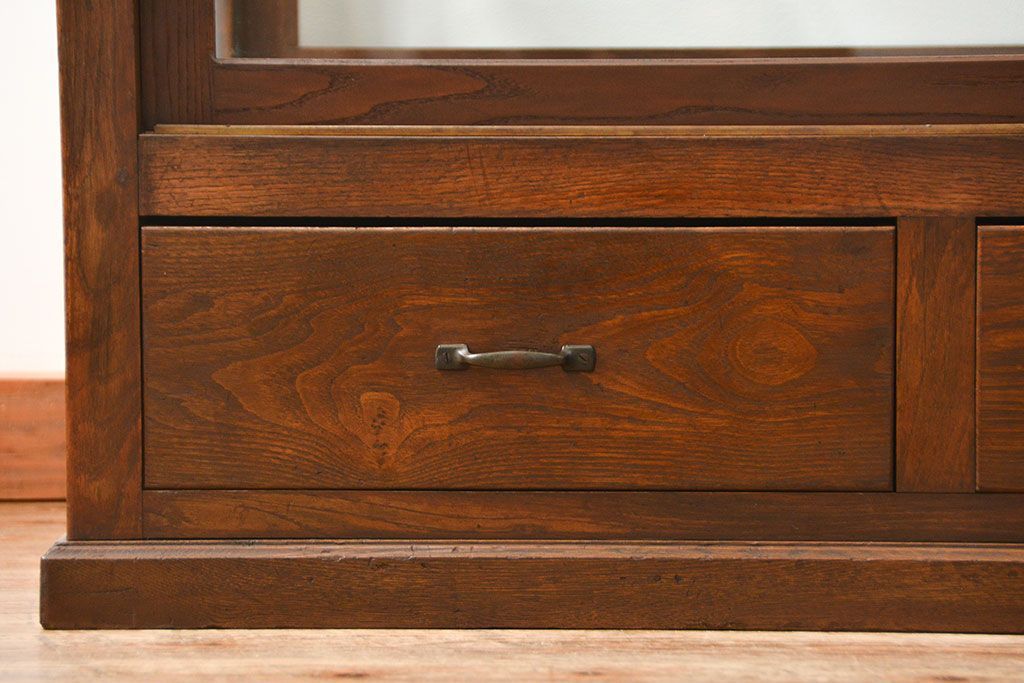 アンティーク家具 アンティーク 特大!古いタモ材 両面開きの上質なガラスケース(ショーケース、飾り棚、陳列棚)