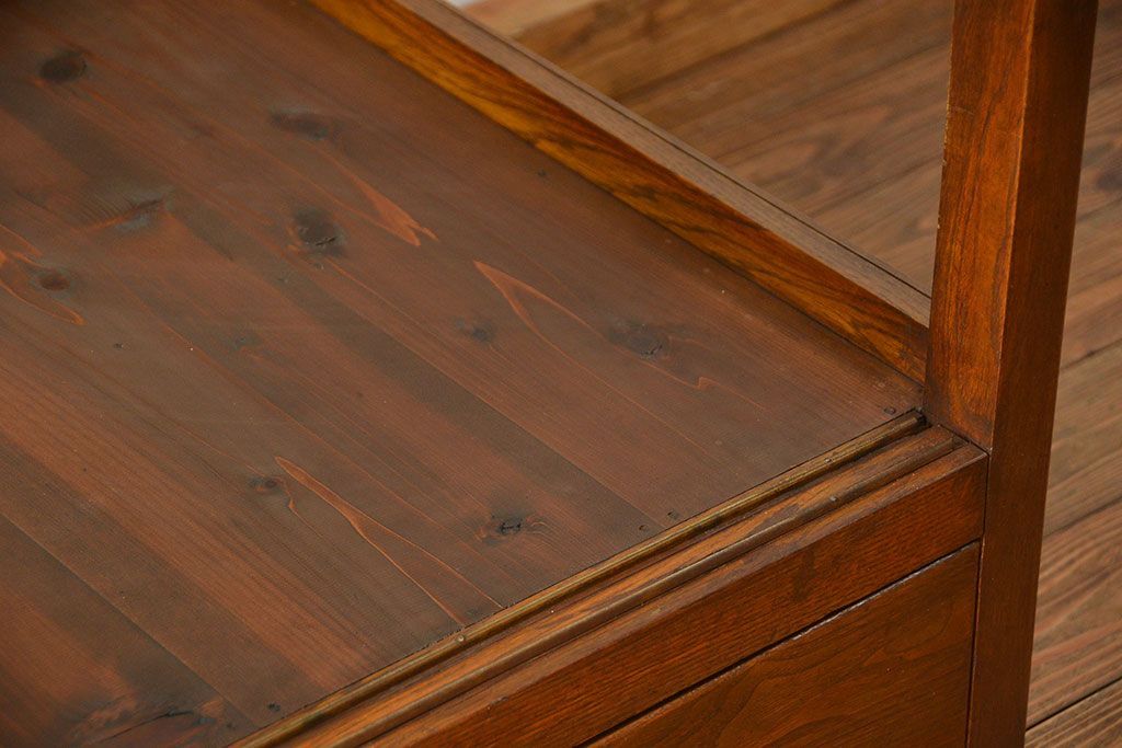 アンティーク家具 アンティーク 特大!古いタモ材 両面開きの上質なガラスケース(ショーケース、飾り棚、陳列棚)