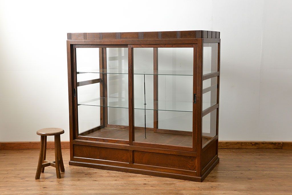 アンティーク家具 アンティーク 特大!古いタモ材 両面開きの上質なガラスケース(ショーケース、飾り棚、陳列棚)