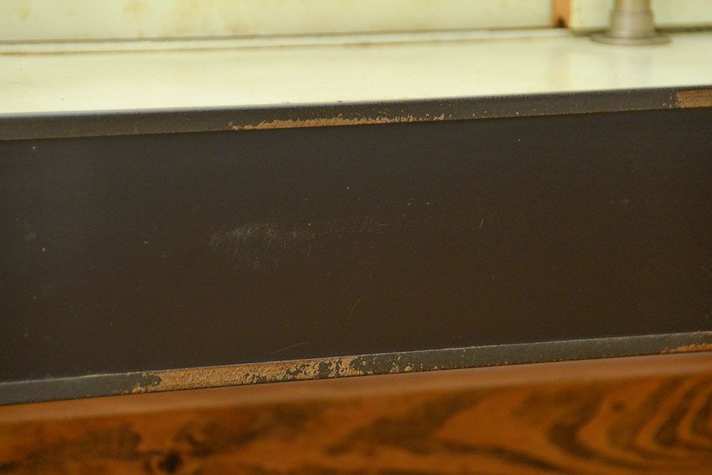 レトロ家具　アンティーク レトロな薄型ガラスケース(1) (ショーケース、飾り棚)