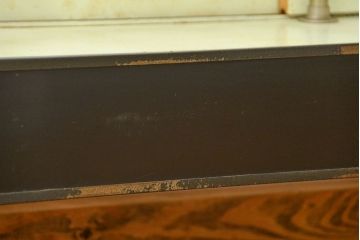 レトロ家具　アンティーク レトロな薄型ガラスケース(1) (ショーケース、飾り棚)