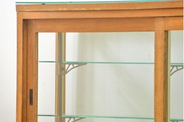 レトロ家具　アンティーク レトロな薄型ガラスケース(2) (ショーケース、飾り棚)