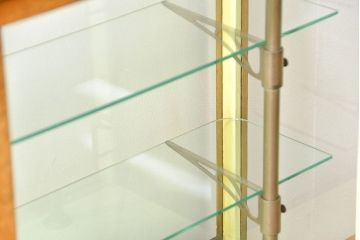 レトロ家具　アンティーク レトロな薄型ガラスケース(2) (ショーケース、飾り棚)