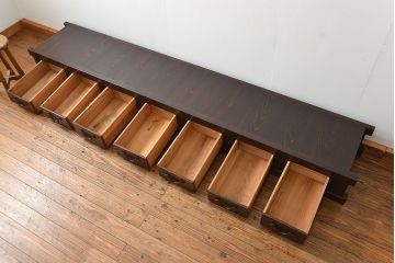 アンティーク家具　古民具・骨董 九尺幅　特大　引き出しローボード(置き床、置床、水屋箪笥、TVボード、テレビ台、キャビネット、収納棚)