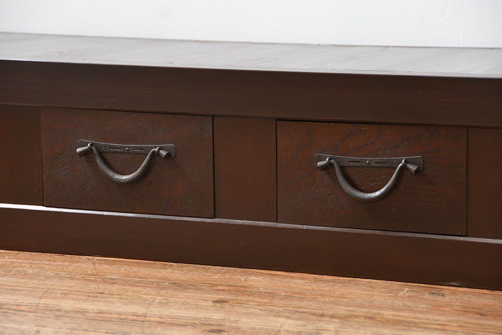 アンティーク家具　古民具・骨董 九尺幅　特大　引き出しローボード(置き床、置床、水屋箪笥、TVボード、テレビ台、キャビネット、収納棚)