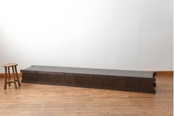 アンティーク家具　古民具・骨董 九尺幅　特大　引き出しローボード(置き床、置床、水屋箪笥、TVボード、テレビ台、キャビネット、収納棚)