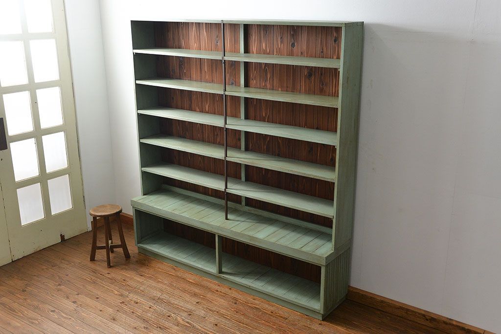 レトロ家具　アンティークペイント 古い商店のレトロな陳列棚(飾り棚、本棚、書棚)