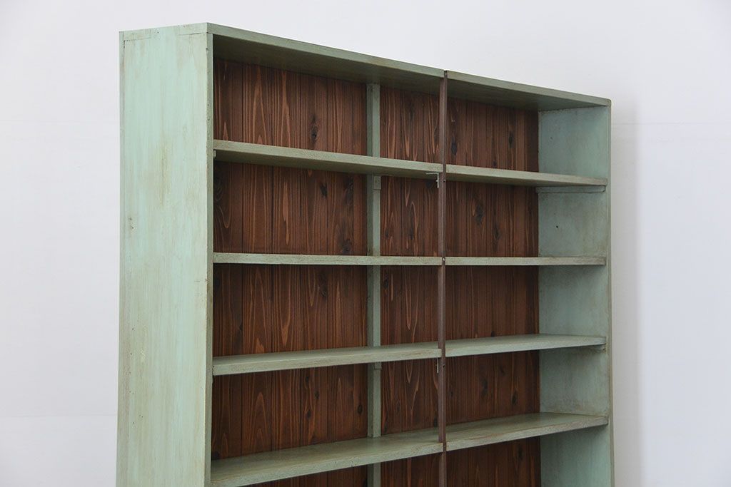 レトロ家具　アンティークペイント 古い商店のレトロな陳列棚(飾り棚、本棚、書棚)