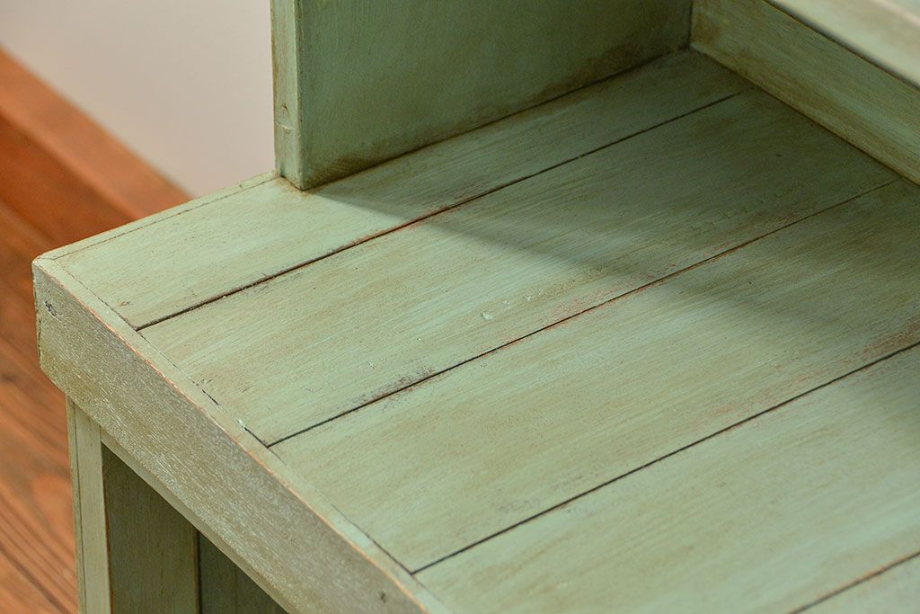 レトロ家具　アンティークペイント 古い商店のレトロな陳列棚(飾り棚、本棚、書棚)