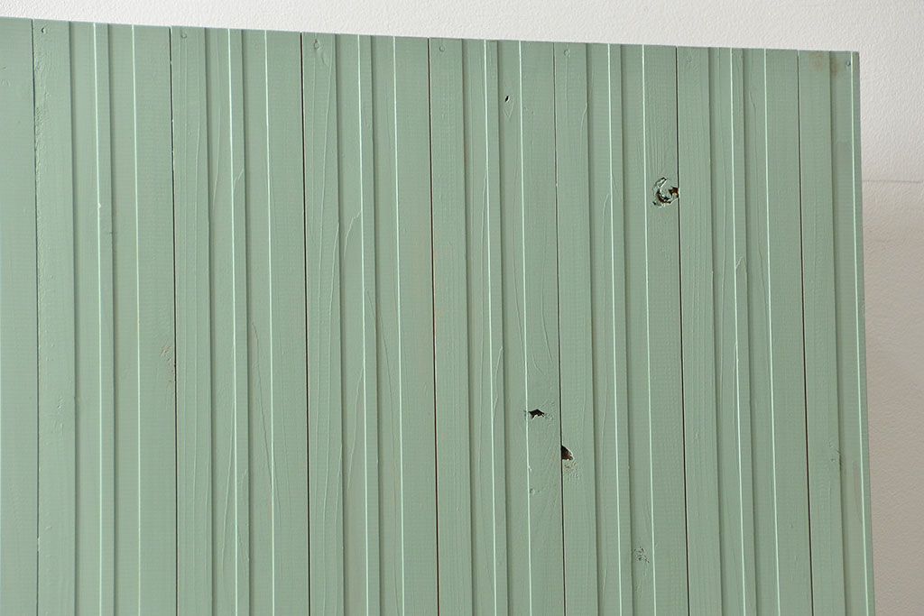 レトロ家具　アンティークペイント 古い商店のレトロな陳列棚(飾り棚、本棚、書棚)