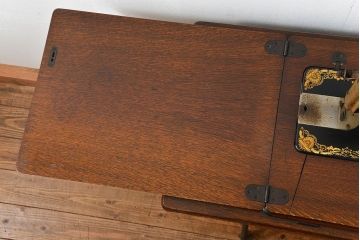 アンティーク家具　アンティーク　足踏みシンガーミシン(SINGER)(1)