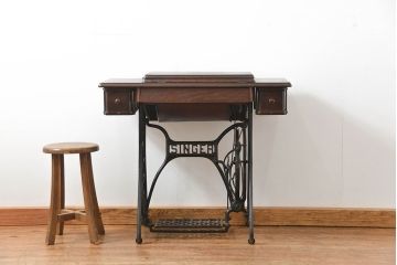 アンティーク家具　ジャンク品　イギリスアンティーク 足踏みシンガーミシン(SINGER)(2)