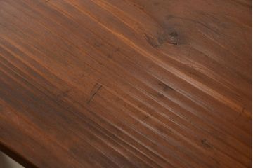 アンティーク家具　アンティークペイント　シンプルな脚付きローチェスト(ローボード)