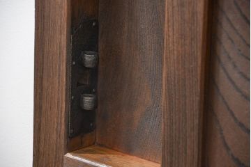 古民具・骨董 総欅材のシンプルな格子蔵戸(玄関戸)