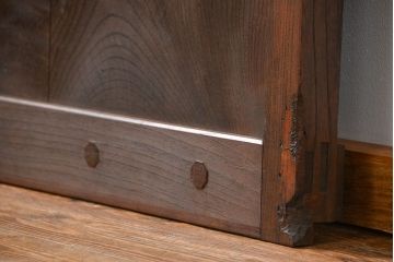 古民具・骨董 総欅材のシンプルな格子蔵戸(玄関戸)