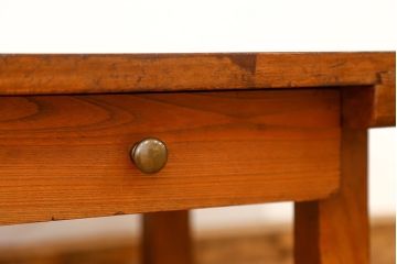 アンティーク家具　アンティーク 引き出し付き!作業台(テーブル・机・裁ち板・飾り台)