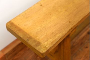 レトロ家具　昭和レトロ 古い木の長椅子(1)(ベンチ、長イス)