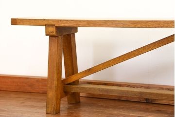 レトロ家具　昭和レトロ 古い木の長椅子(1)(ベンチ、長イス)