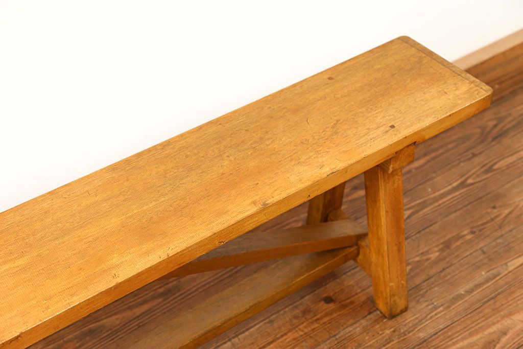 レトロ家具　昭和レトロ 古い木の長椅子(2)(ベンチ、長イス)