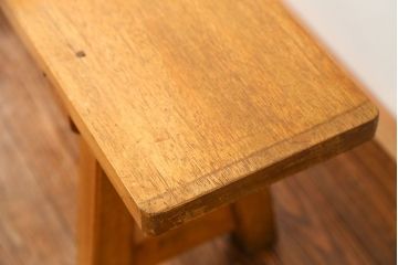 レトロ家具　昭和レトロ 古い木の長椅子(2)(ベンチ、長イス)