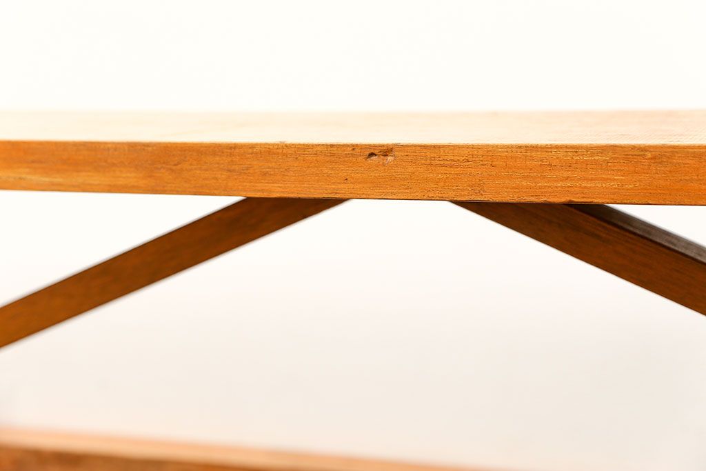 レトロ家具　昭和レトロ 古い木の長椅子(2)(ベンチ、長イス)