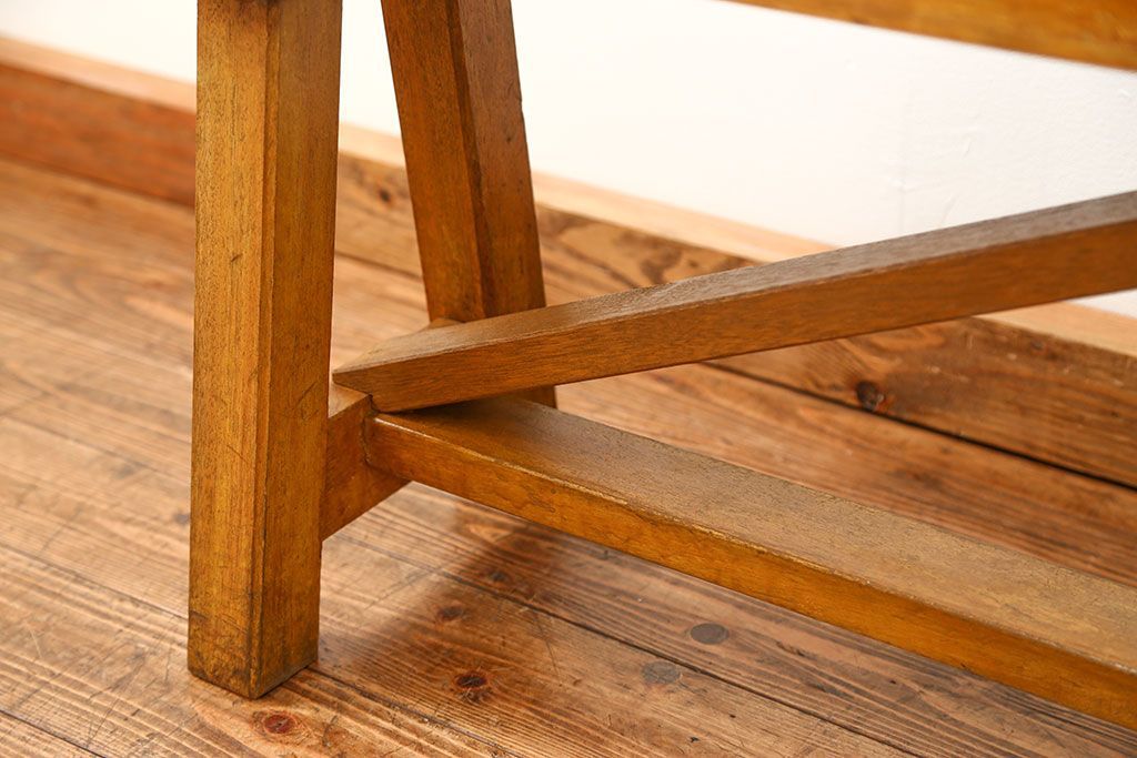 レトロ家具　昭和レトロ 古い木の長椅子(2)(ベンチ、長イス)