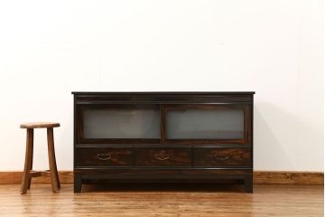アンティーク家具　アンティーク 前面黒柿材のシックでモダンな脚付きテレビボード(TVボード、ローボード、収納棚)