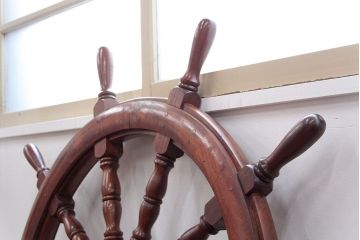 イギリスアンティーク 大振りな木製操舵輪(ラット)