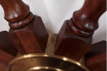 イギリスアンティーク 大振りな木製操舵輪(ラット)