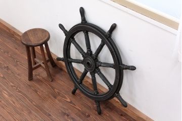 イギリスアンティーク・ビンテージ　ペンキのはげたラット(操舵輪)