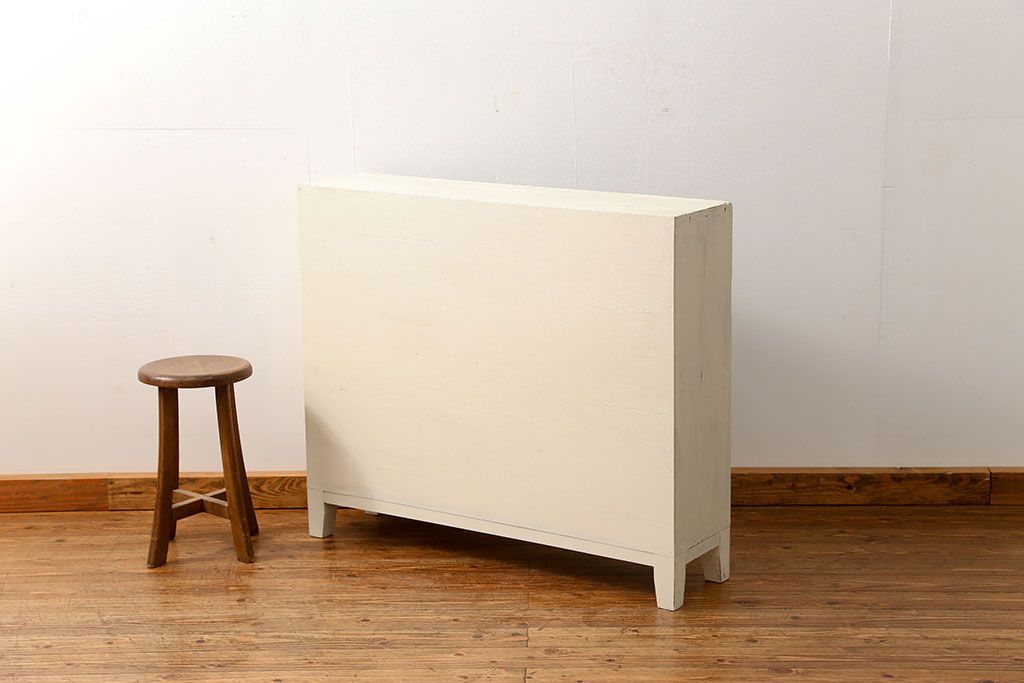 アンティーク家具　アンティークペイント　かわいい脚付きマス目棚(2)(升目棚、本棚、飾り棚)