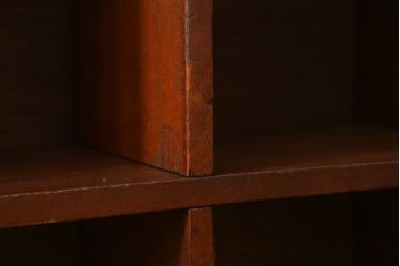 アンティーク家具　アンティーク 古い木の脚付きマス目棚(2)(升目棚、本棚、飾り棚)