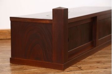 アンティーク家具　古民具・骨董 三方欅材の重厚な置き床(置床、ローボード、テレビボード)