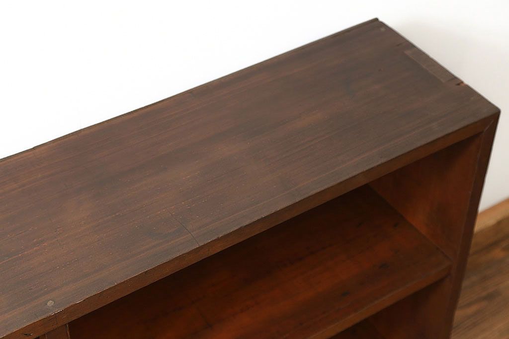 レトロ家具　昭和レトロ 古い木のシンプルな脚付き本棚(2)(飾り棚、書棚、陳列棚)