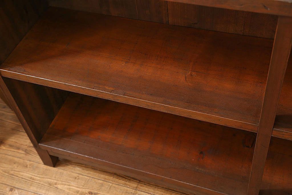 レトロ家具　昭和レトロ 古い木のシンプルな脚付き本棚(2)(飾り棚、書棚、陳列棚)